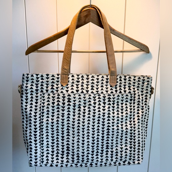 Joyn Canvas Black and White Tote Bag with Leather Handle - Picture 1 of 7